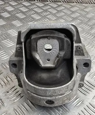 Audi A4 S4 B9 Engine mount bracket 8R0199381