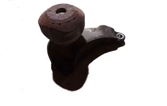 Audi A6 S6 C6 4F Engine mounting bracket 4F0199343M