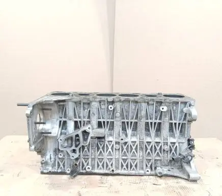 BMW 5 E60 E61 Engine block 7792822 27366516