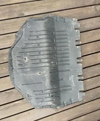 Skoda Fabia Mk1 (6Y) Engine splash shield/under tray 6Q0825237P