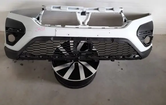 Dacia Sandero Front bumper 620223104R