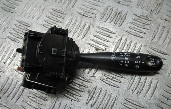 Toyota Yaris Wiper switch 
