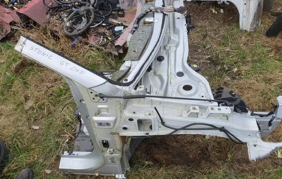 KIA Stonic Front quarter panel 