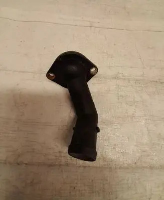 Volkswagen Caddy Engine coolant pipe/hose 06A121121 038121121