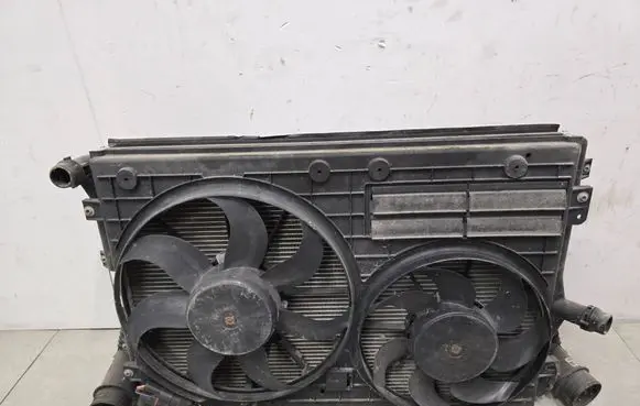 Skoda Octavia Mk2 (1Z) Coolant radiator 1K0121251DM