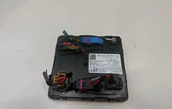 Porsche Taycan 9J1 Central body control module 992907064AK