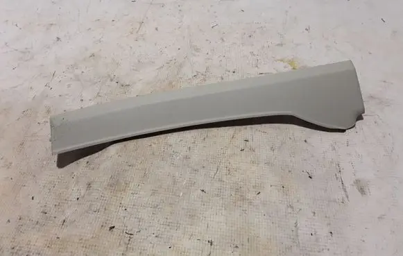 Volvo XC60 (B) pillar trim (bottom) 31425694