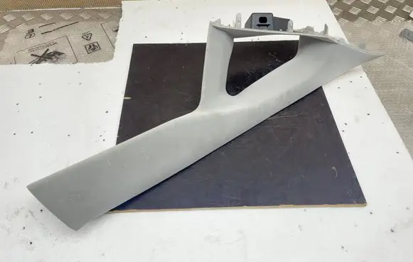 Toyota Prius (XW30) (A) pillar trim 47091CCC 6221047120