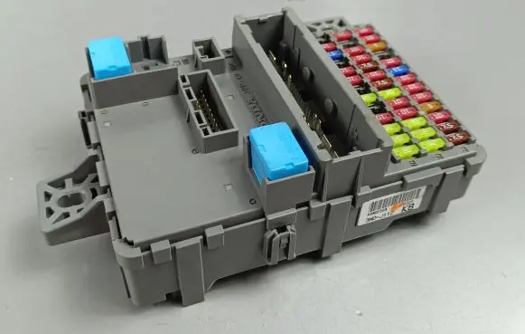 Honda HR-V Fuse module 3M0J112