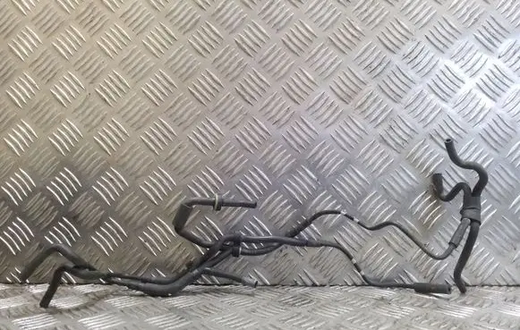 Volkswagen Tiguan Vacuum line/pipe/hose 03L131051
