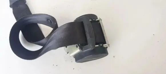 Peugeot 407 Middle seatbelt (rear) 96440737xx a509151e375