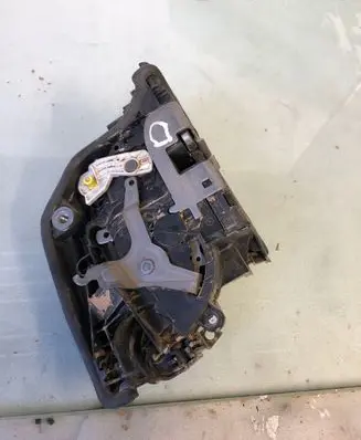 BMW X4 G02 Front door lock 9492094