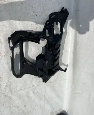 BMW X6M G06 F96 Front bumper mounting bracket 51118075352 10503420