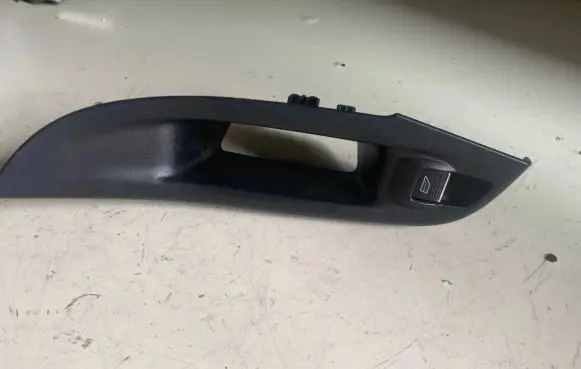 Ford Focus Electric window control switch BM5T14529AA