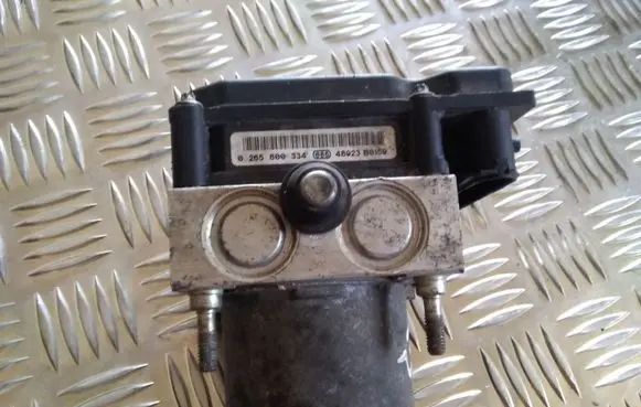 Nissan Primera ABS Pump 0265231317 0265800334 47660AV712