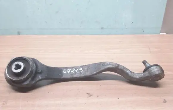 Mercedes-Benz E W212 Front lower control arm/wishbone A2123330097