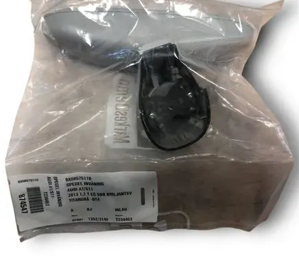 Audi A1 Rear view mirror (interior) 8X0857511D T234453 13523145