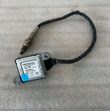 Mercedes-Benz GLK (X204) Lambda probe sensor A0009056900