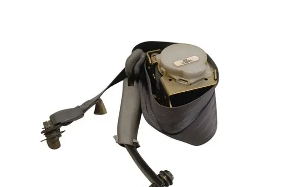 Honda Odyssey Third row seat belt 