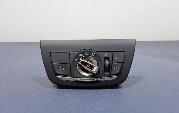 BMW X4 F26 Light switch 5A67870