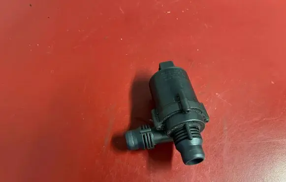 BMW 5 E60 E61 Electric auxiliary coolant/water pump 6917700 64216917700