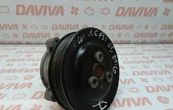 Volkswagen Passat Alltrack Water pump 03D121028B 03C121019
