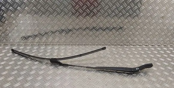 Citroen C4 III e-C4 Front wiper blade arm 9822931680