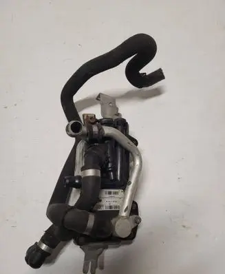 BMW 6 F06 Gran coupe Gearbox / Transmission oil cooler 763858001 M153511