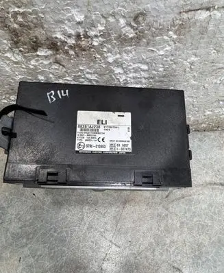 Subaru Legacy Comfort/convenience module 88281AJ230 97RI010653 X1T23273H1