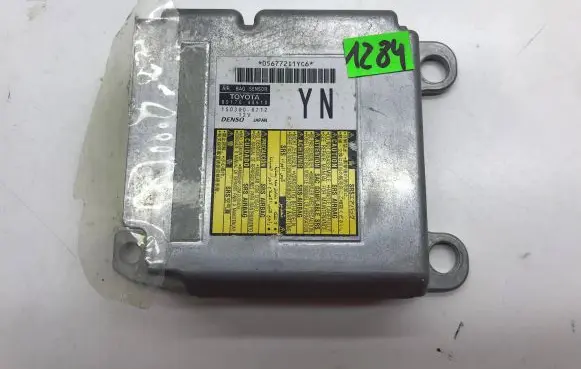 Lexus RX 450H Airbag control unit/module 8917048610 1503006772 05677211X6