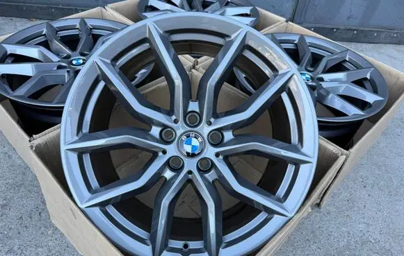 BMW X5 G05 R19 alloy rim 6880685