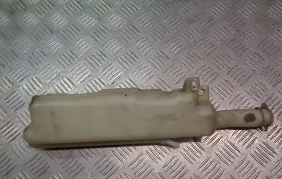 Mitsubishi Colt Windshield washer fluid reservoir/tank