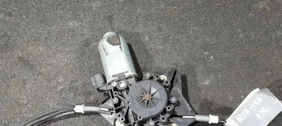 Alfa Romeo 156 Front door window regulator motor 40039EA