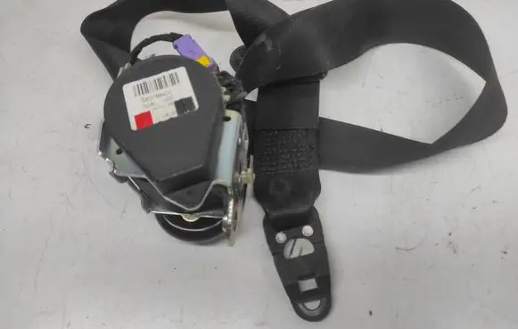 Audi A4 S4 B7 8E 8H Front seatbelt 560788401 H11146 008L000