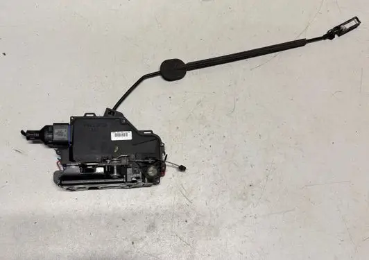 Audi A4 S4 B5 8D Front door lock 1J0973715