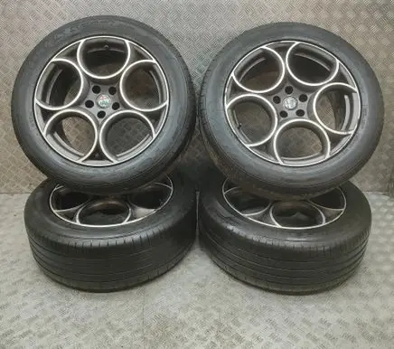 Alfa Romeo Stelvio R19 alloy rim 156117309
