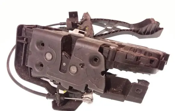Volvo S80 Front door lock 30784482 30784203