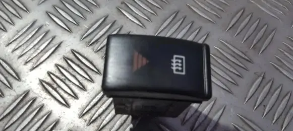Hyundai Elantra Windscreen/window heater switch 9371028000 93710-28000