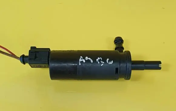 Audi A4 S4 B6 8E 8H Headlight washer pump 