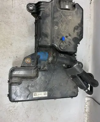 Volkswagen Transporter - Caravelle T6 AdBlue liquid reservoir 7E0131877H 5Q011969C