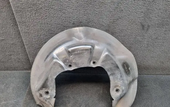 Audi A6 S6 C6 4F Front brake disc dust cover plate 4F0615312A