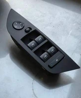 BMW X1 E84 Electric window control switch 9216047 14W25K803 06SW07