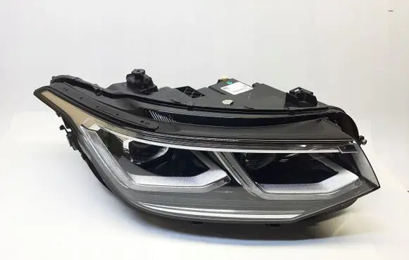 Volkswagen Tiguan Allspace Headlight/headlamp 5NN941082D