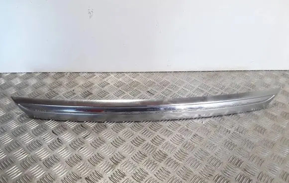 Honda FR-V Trunk door license plate light bar 74890