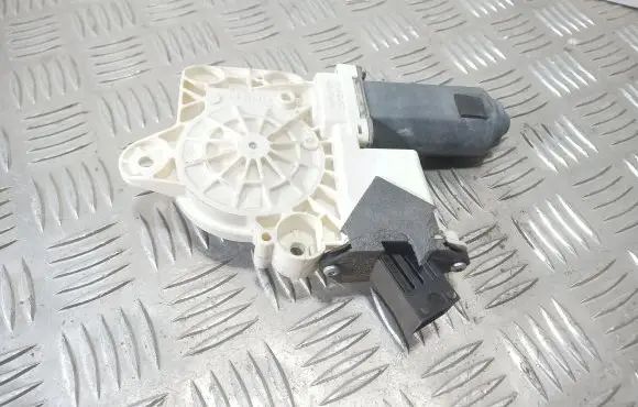 Opel Signum Rear door window regulator motor 24414777