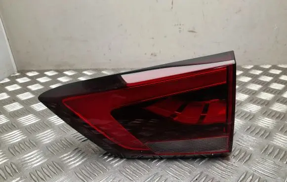 MG ZS Rear/tail lights ZS11661192