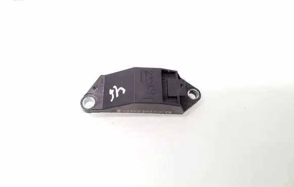 Mercedes-Benz E W211 Airbag deployment crash/impact sensor A0018209326