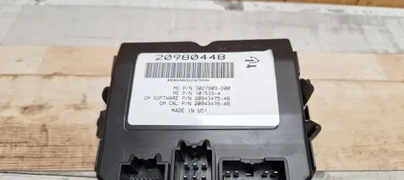 Opel Insignia A Tailgate/trunk control unit/module 3027909D00 20943475AB 20980448