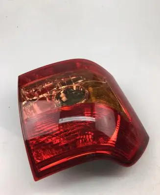 Toyota Corolla E120 E130 Tailgate rear/tail lights 8156113620