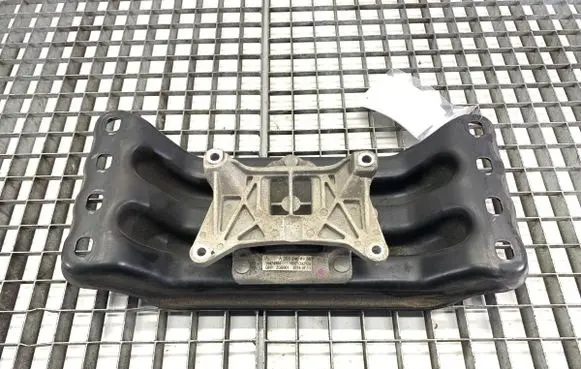 Mercedes-Benz GLC AMG Gearbox mount 